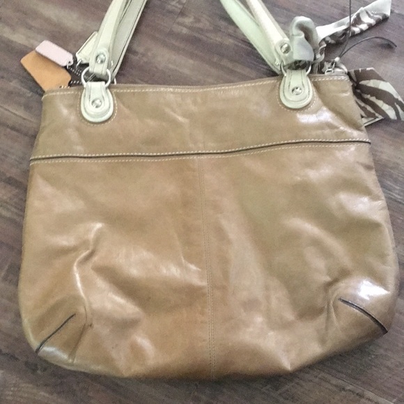 Coach soft leather camel color purse and wallet - Picture 2 of 9